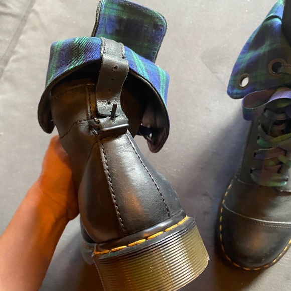 Doc Marten Truimph 1914 fold over plaid boot 10 - Picture 8 of 10